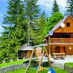 Nanna & Lalla Alpesi faház *